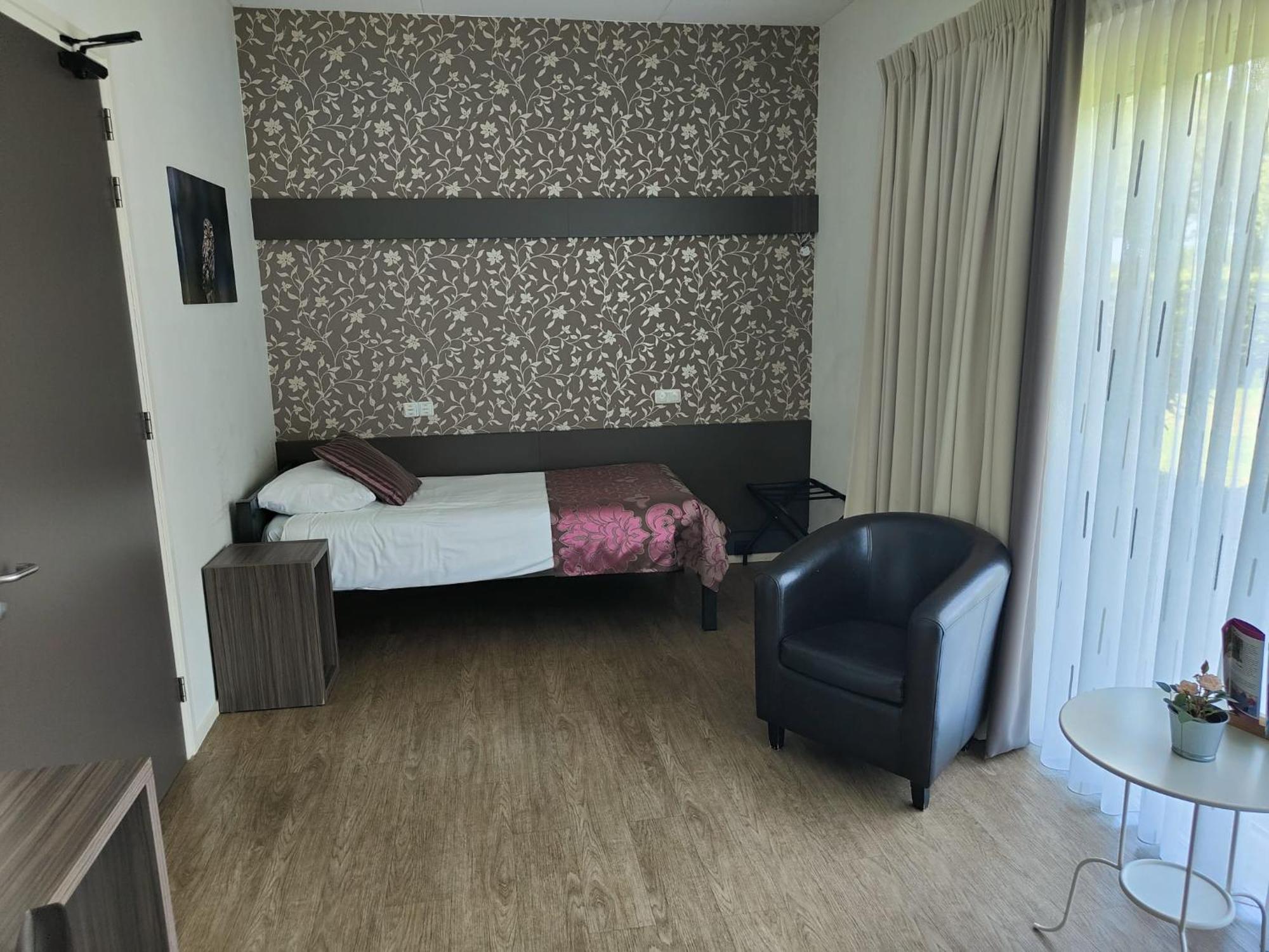 B&B Hotel De Vrije Vogel Elsloo  Εξωτερικό φωτογραφία